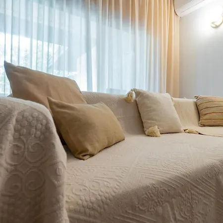 Гостевой дом Epico Seafront & Garden 4*