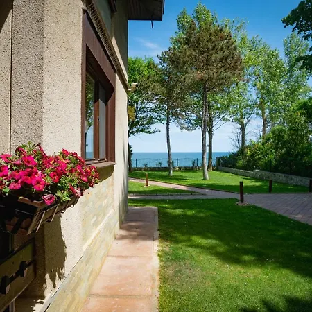 Гостевой дом Epico Seafront & Garden Олимп