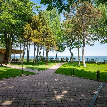 Epico Seafront & Garden 4* Олимп