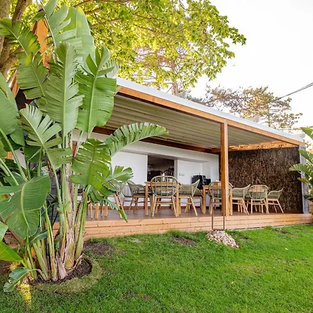 Epico Seafront & Garden Гостевой дом Олимп