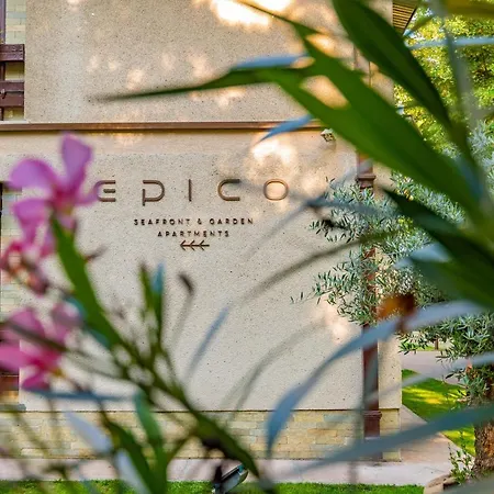 Guest house Epico Seafront & Garden 4*