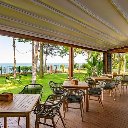 Epico Seafront & Garden 4* Olimp